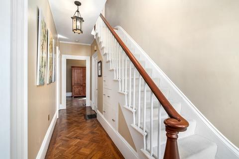 24 Spruce St, Dedham, MA 02026 photo 2