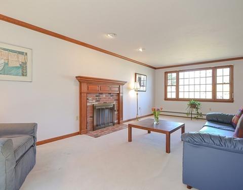 67 Brookside Dr, Uxbridge, MA 01569 photo 9