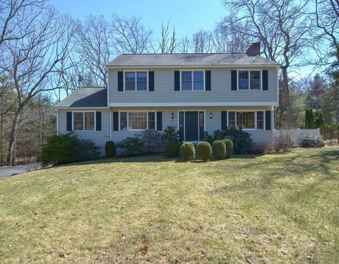 67 Brookside Dr, Uxbridge, MA 01569 photo 1