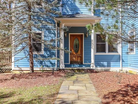 8 Livingston, Needham, MA 02494 photo 1