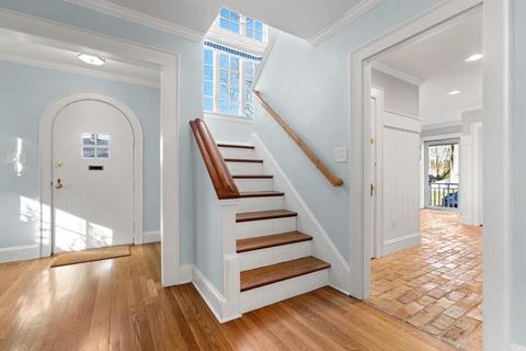 140 Laurel Dr, Needham, MA 02492 photo 6