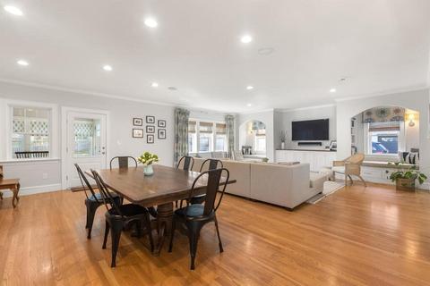 140 Laurel Dr, Needham, MA 02492 photo 16