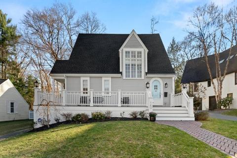 140 Laurel Dr, Needham, MA 02492 photo 2