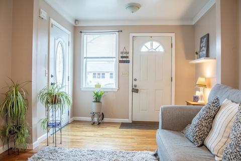 64 Price St, Springfield, MA 01104 photo 6