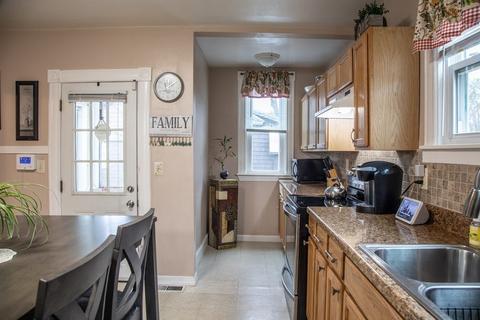 64 Price St, Springfield, MA 01104 photo 9