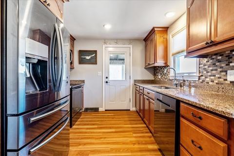 54 Packard Ave, Hull, MA 02045 photo 9