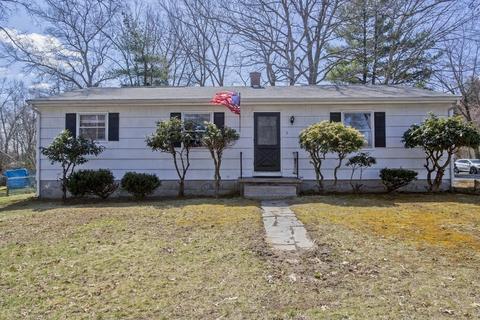5 Corey Rd, Springfield, MA 01128 photo 1