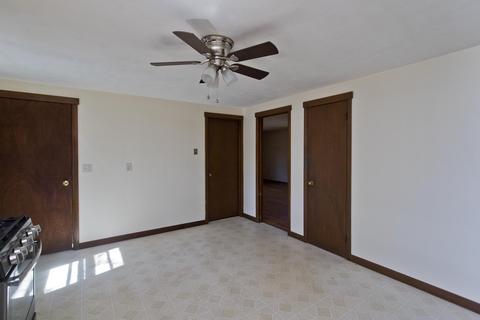 5 Corey Rd, Springfield, MA 01128 photo 8