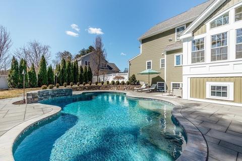 4 Pineneedle Ln, Georgetown, MA 01833 photo 4