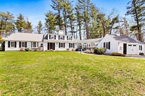 32 Whitcomb Ave, Hingham, MA 02043 photo 1