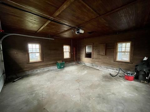 16 Moore Ave, Worcester, MA 01602 photo 40