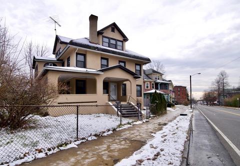 124 Buckingham St, Springfield, MA 01109 photo 2