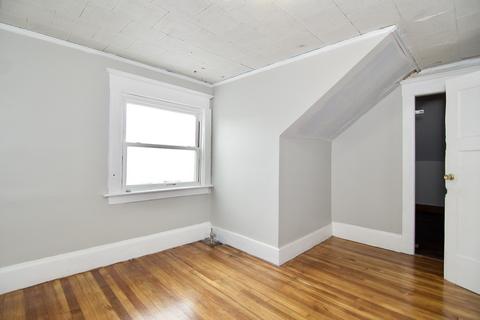 124 Buckingham St, Springfield, MA 01109 photo 42