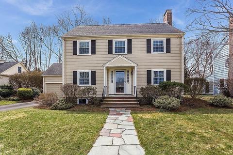 31 Cape Cod Ln, Milton, MA 02186 photo 1