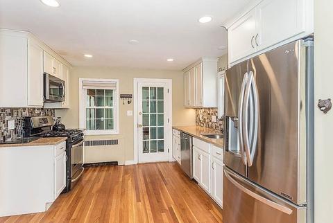 31 Cape Cod Ln, Milton, MA 02186 photo 15