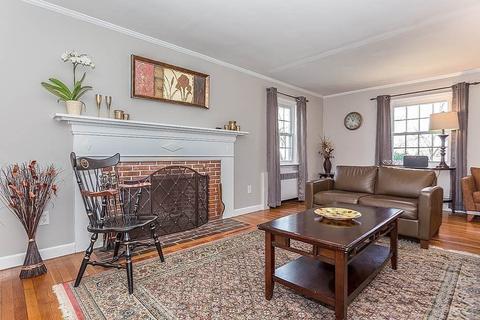 31 Cape Cod Ln, Milton, MA 02186 photo 10
