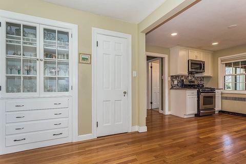 31 Cape Cod Ln, Milton, MA 02186 photo 16