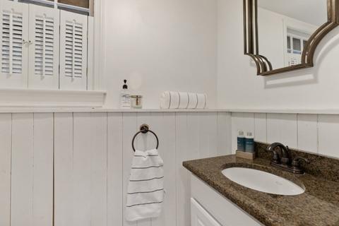 208 Grove St, Reading, MA 01867 photo 22