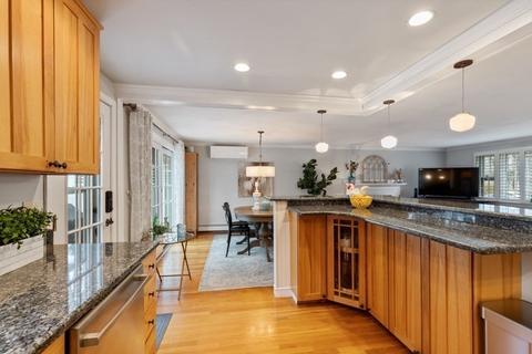 208 Grove St, Reading, MA 01867 photo 12
