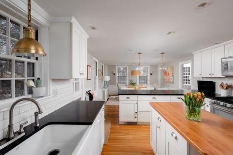 36 High St, Hingham, MA 02043 photo 5