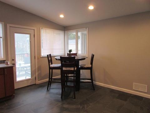 63 Senator St, Springfield, MA 01129 photo 13