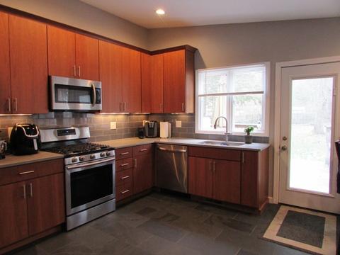 63 Senator St, Springfield, MA 01129 photo 7