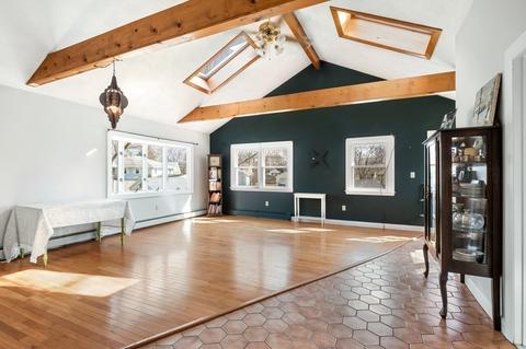 13 Mitchell Ln, Wakefield, MA 01880 photo 3