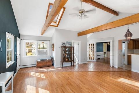 13 Mitchell Ln, Wakefield, MA 01880 photo 2