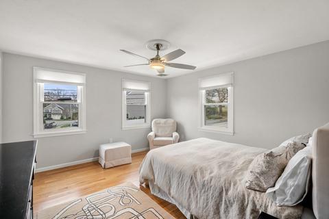 425 Central Ave, Needham, MA 02494 photo 17