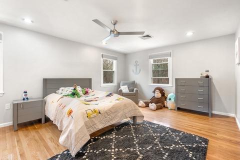 425 Central Ave, Needham, MA 02494 photo 16