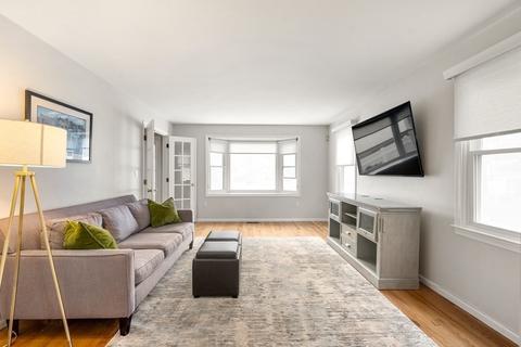 425 Central Ave, Needham, MA 02494 photo 6