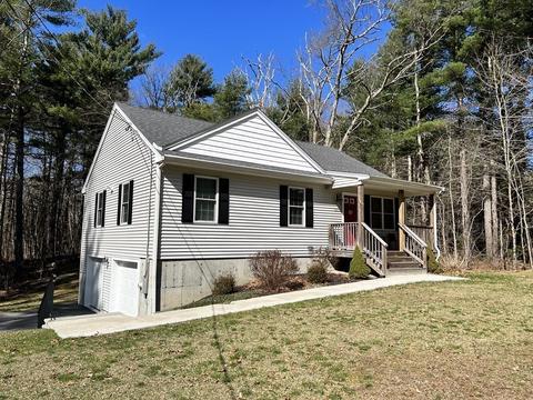 121 Webster St, Douglas, MA 01516 photo 1
