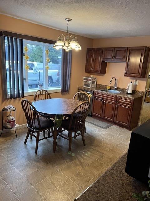 11 Christopher St, Chicopee, MA 01020 photo 17