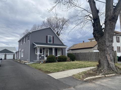 11 Christopher St, Chicopee, MA 01020 photo 1