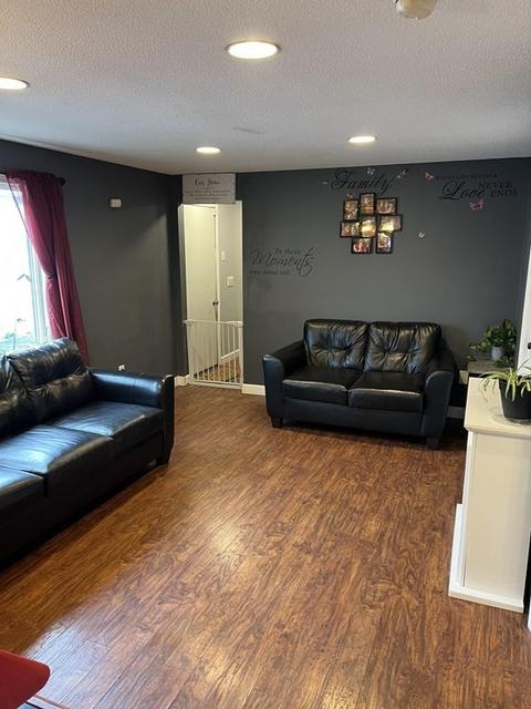 11 Christopher St, Chicopee, MA 01020 photo 7