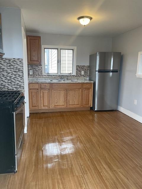 14 Calhoun Ave, Everett, MA 02149 photo 4