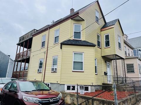 14 Calhoun Ave, Everett, MA 02149 photo 2