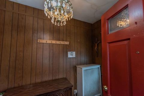 129 Shute St, Everett, MA 02149 photo 3