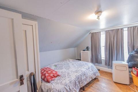 129 Shute St, Everett, MA 02149 photo 18