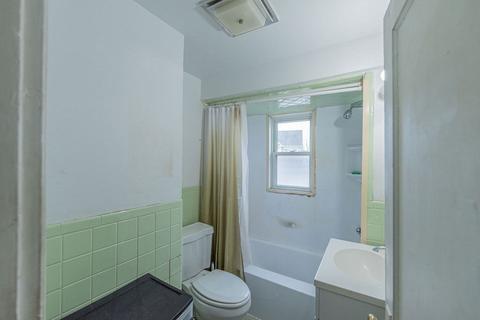 129 Shute St, Everett, MA 02149 photo 17