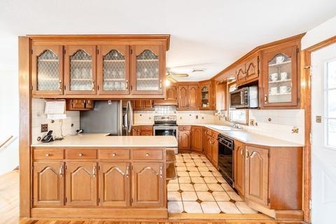 165 Nagle St, Springfield, MA 01151 photo 9