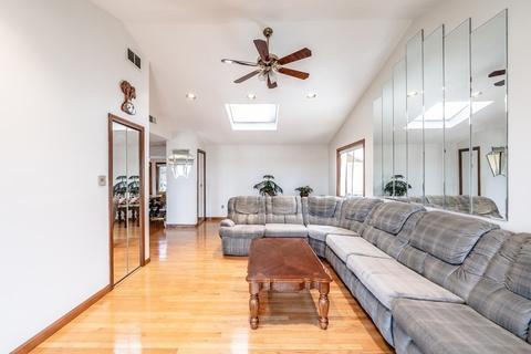 165 Nagle St, Springfield, MA 01151 photo 5