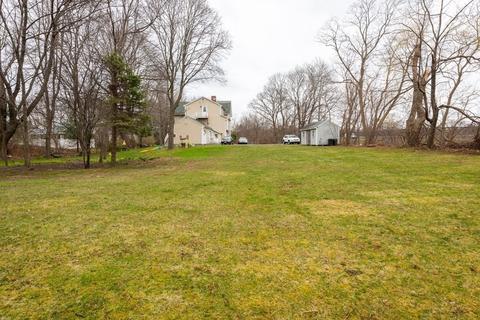 416 Maple St #3, Danvers, MA 01923 photo 24