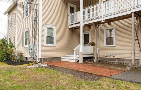 416 Maple St #3, Danvers, MA 01923 photo 5