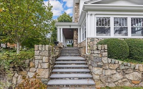 244 Main St, Hingham, MA 02043 photo 2