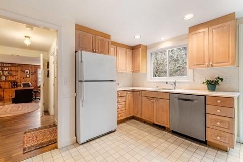 19 Valley Rd, Dover, MA 02030 photo 5
