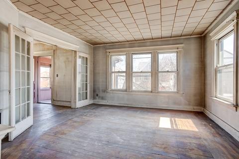 70 Ranney St, Springfield, MA 01108 photo 4