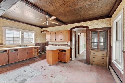 186 Central St, Acton, MA 01720 photo 3