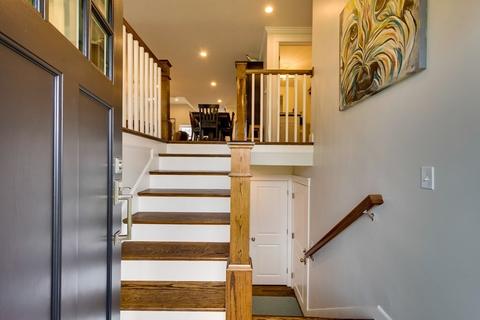 8 Whiting Way, Needham, MA 02492 photo 6