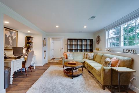 8 Whiting Way, Needham, MA 02492 photo 34